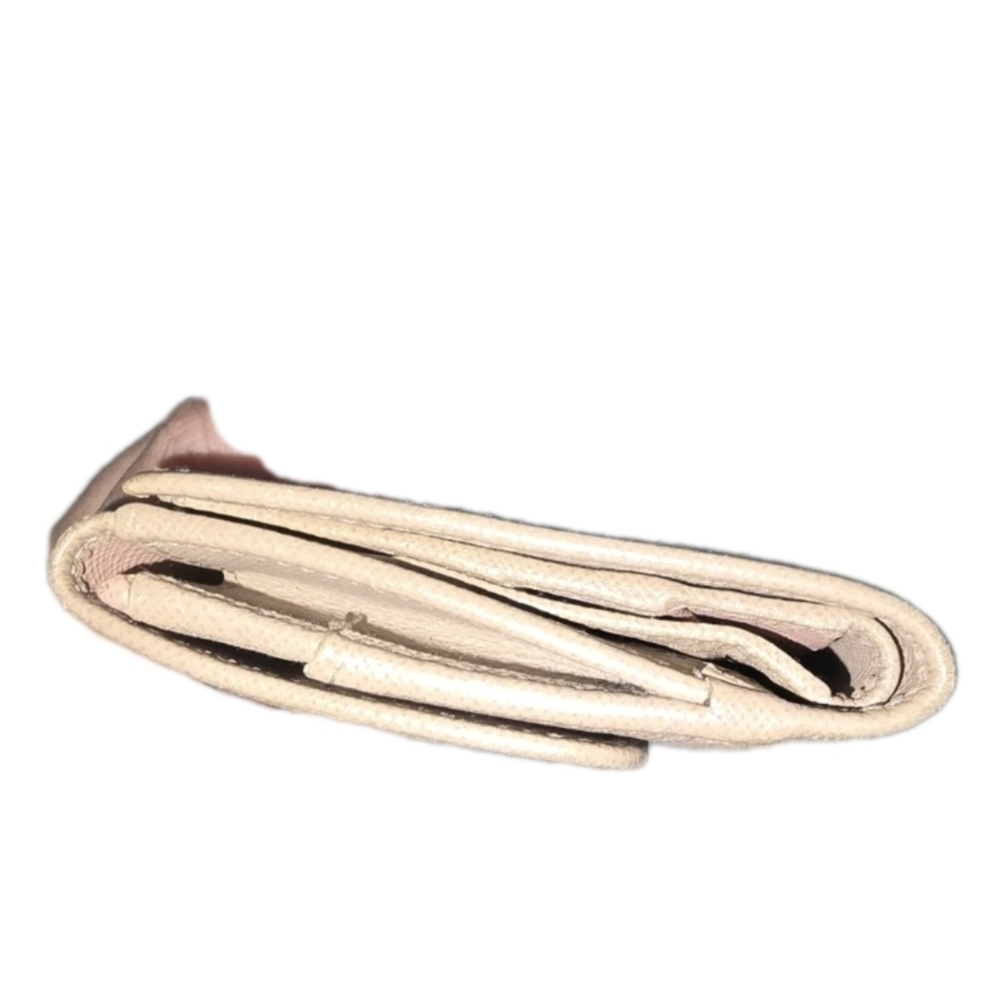 EUC - Prada Cream Leather Women's Wallet With Pink Interior - Picture 4 of 7